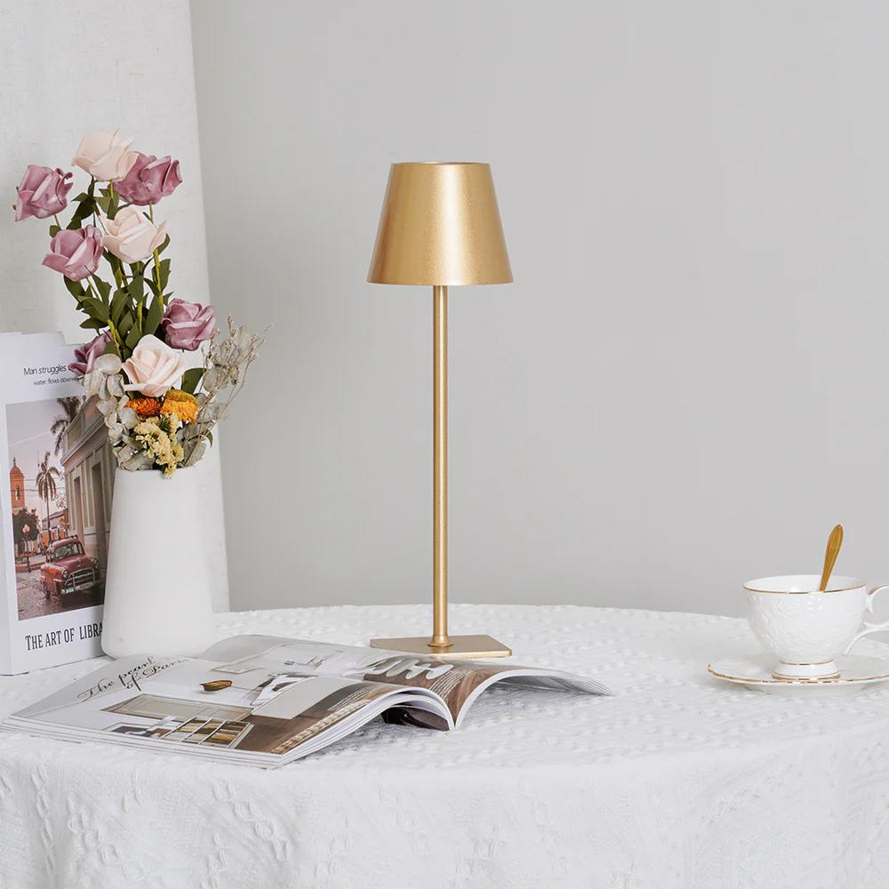 Table lamp | Versa World