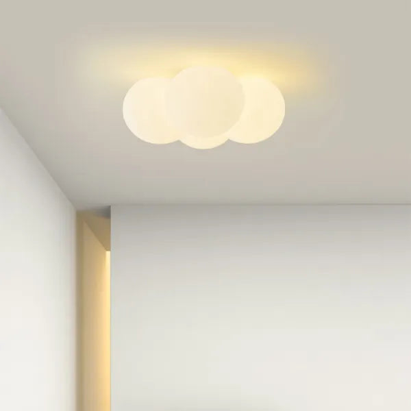 Elegant cloud-shaped LED ceiling lamp | CloudLuxe