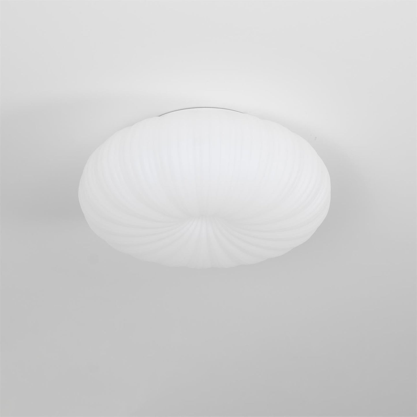 Robby Ceiling Lamp | SnowHalo