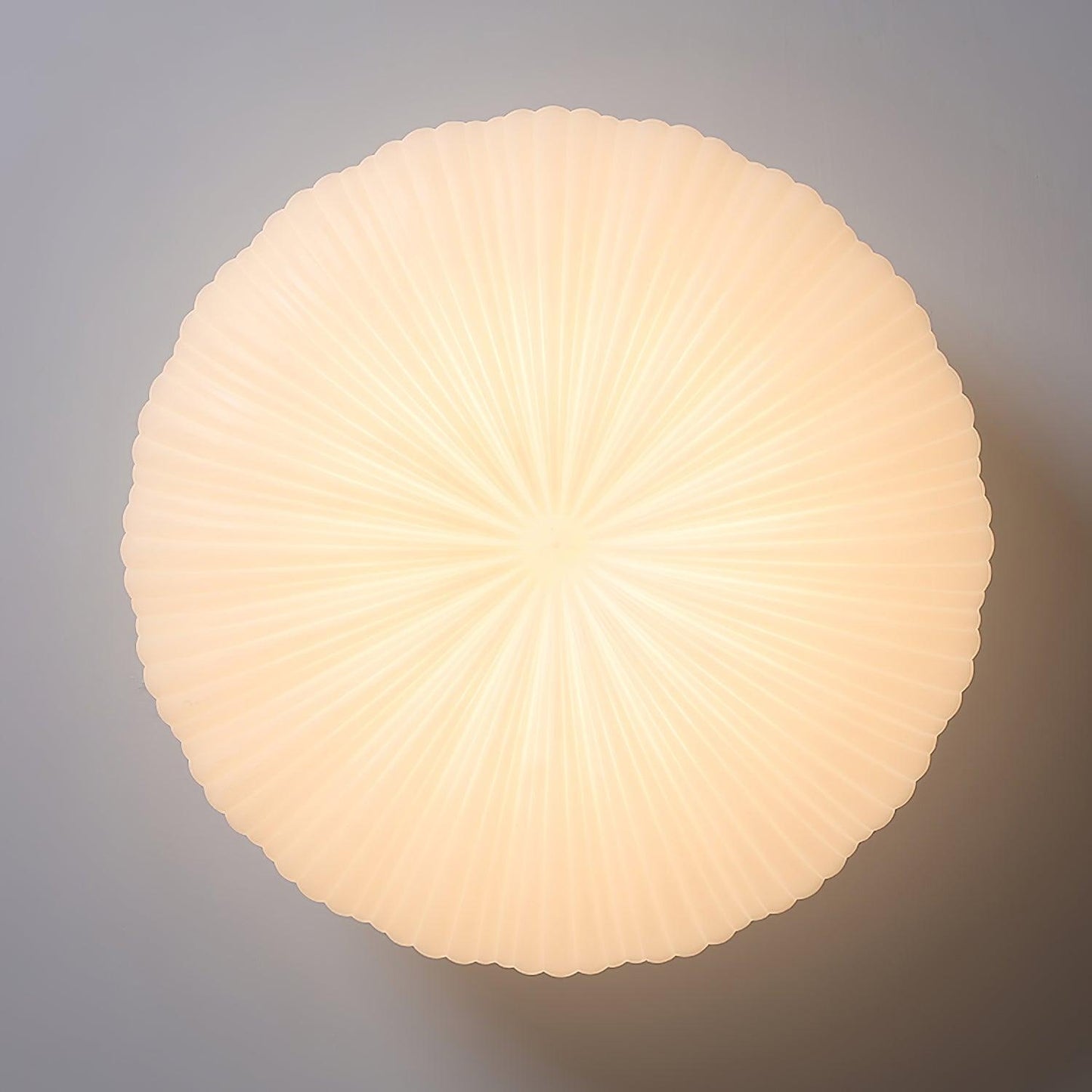 Robby Ceiling Lamp | SnowHalo