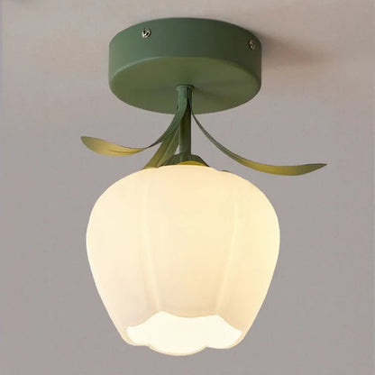 Classic Tiffany ceiling lamp with flower design | LumiFleur