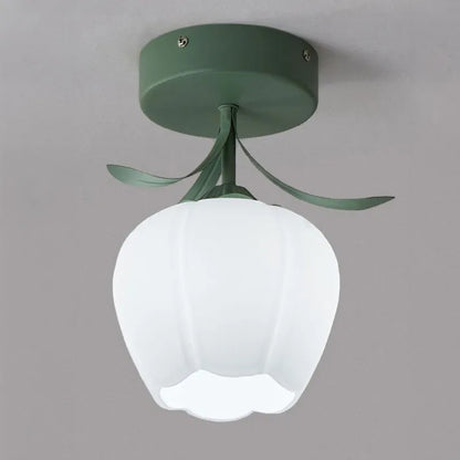 Classic Tiffany ceiling lamp with flower design | LumiFleur