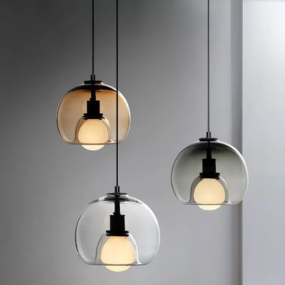 Elegant pendant lamp made of metal and glass | LumeSphere