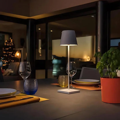 Table lamp | Versa World